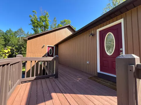 Exterior - 482 Red Oak, Flinton, PA 16640 photo 6 of 9