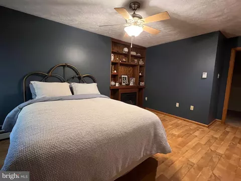Bedroom - 482 Red Oak, Flinton, PA 16640 photo 2 of 3