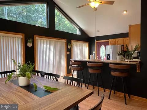 Dining - 482 Red Oak, Flinton, PA 16640 photo 1 of 3
