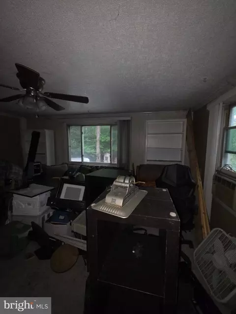 Entry Way - 850 Magee Rd, Patton, PA 16668 photo 7 of 11
