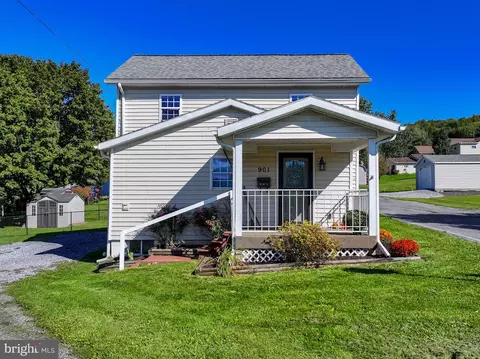 901 Donoughe St, Gallitzin, PA 16641
