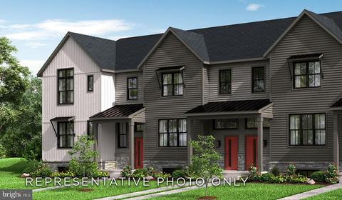 129 Larkin Dr, Mechanicsburg, PA 17055