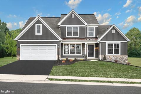 2057 N Autumn Chase Dr, Mechanicsburg, PA 17055
