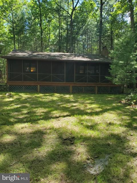 130 Old Shippensburg Rd, Gardners, PA 17324