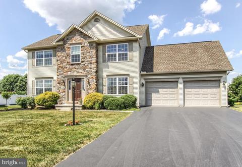 118 Coventry Dr, Carlisle, PA 17015