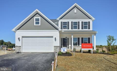 2078 N Autumn Chase Dr, Mechanicsburg, PA 17055