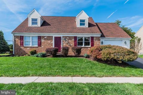 2 Matthew Ct, Carlisle, PA 17015