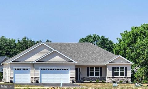 122 Kensington Pl, Mechanicsburg, PA 17050
