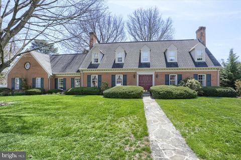 1200 Stratford Dr, Carlisle, PA 17013
