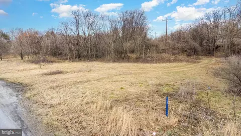 50 Mill St, Mount Holly Springs, PA 17065