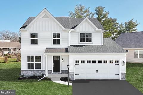 926 W North St, Carlisle, PA 17013