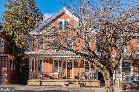 245 W Pomfret St, Carlisle, PA 17013