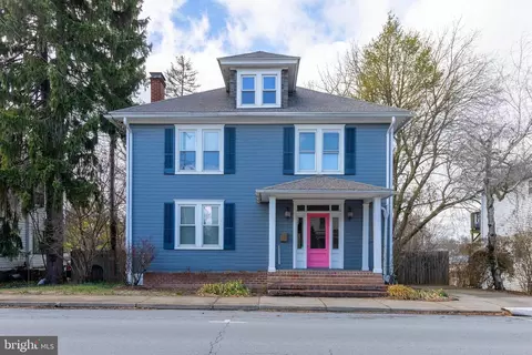 323 E Orange St, Shippensburg, PA 17257