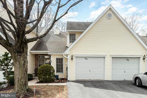 584 Brighton Pl, Mechanicsburg, PA 17055