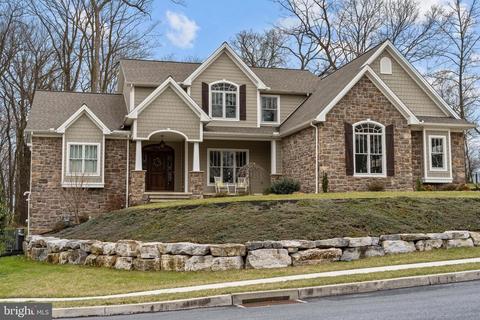 612 Autumn Ct, Mechanicsburg, PA 17055