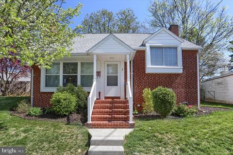 2 Riddle Rd, Camp Hill, PA 17011