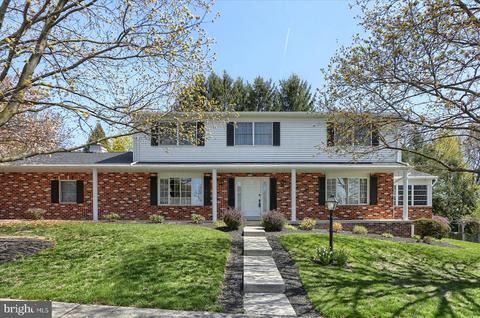 121 Cricket Ln, Camp Hill, PA 17011