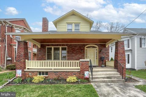 432 W Main St, Mechanicsburg, PA 17055
