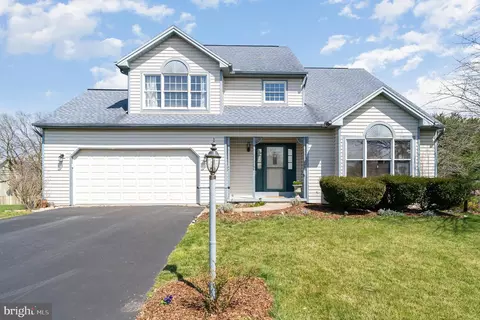 1212 Highlander Way, Mechanicsburg, PA 17050