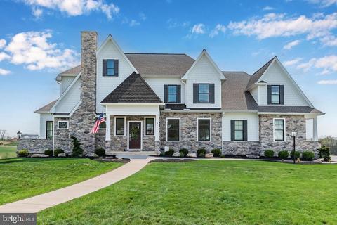 5 Blue Marlin Way, Mechanicsburg, PA 17050