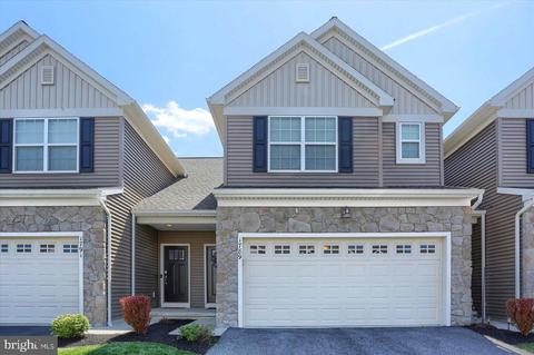1789 Shady Ln, Mechanicsburg, PA 17055