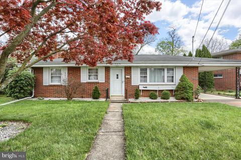 121 Allen Ct, Camp Hill, PA 17011