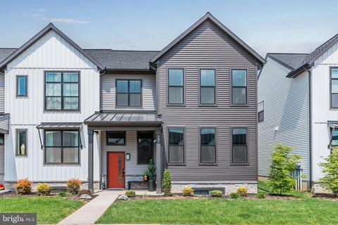 307 Estate Dr, Mechanicsburg, PA 17055