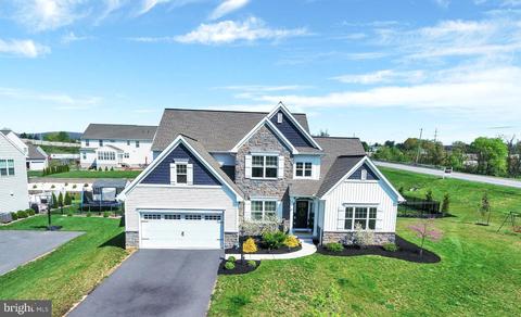 2 Braxton Rd, Mechanicsburg, PA 17050