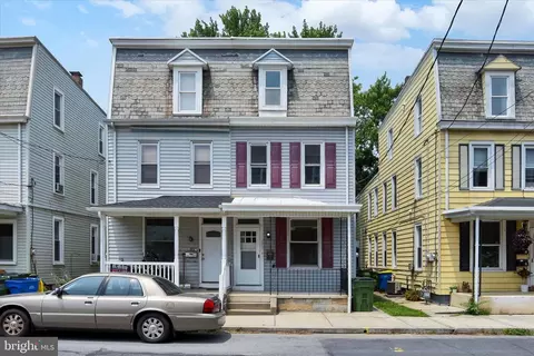 323 2nd St, New Cumberland, PA 17070