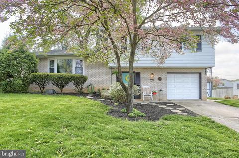 316 Glendale Dr, Camp Hill, PA 17011