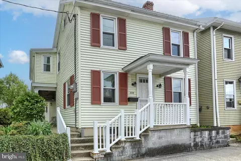 111 W Coover St, Mechanicsburg, PA 17055