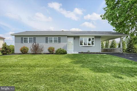 45 Carlton Ave, Carlisle, PA 17013