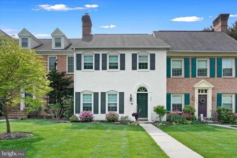 204 Allendale Rd, Mechanicsburg, PA 17055