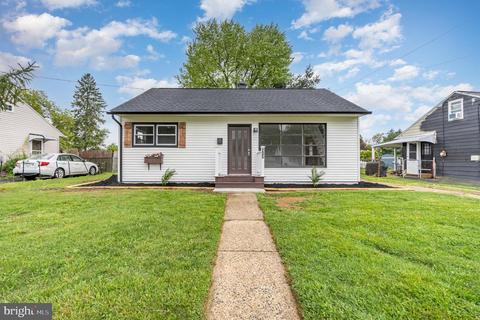 205 Cumberland Dr, Camp Hill, PA 17011