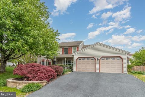 12 Carleton Ct, Camp Hill, PA 17011