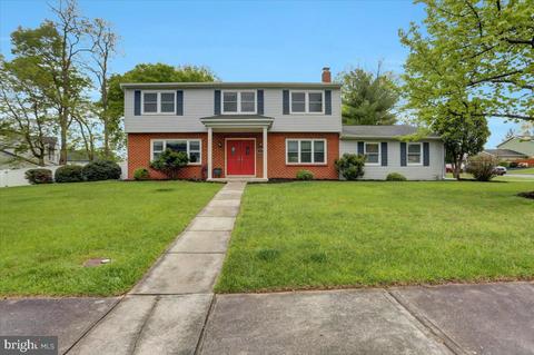900 Kent Dr, Mechanicsburg, PA 17050