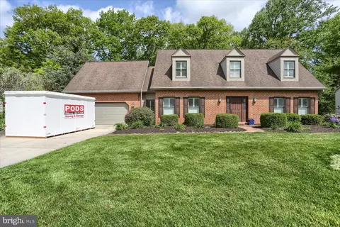 3978 Brookridge Dr, Mechanicsburg, PA 17050