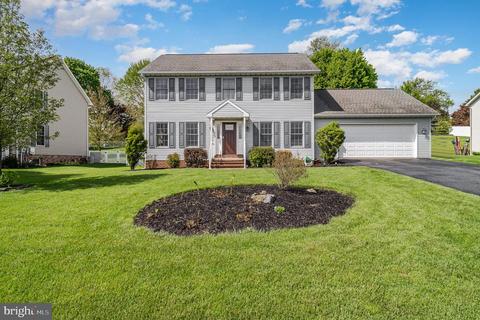 383 Limestone Rd, Carlisle, PA 17015