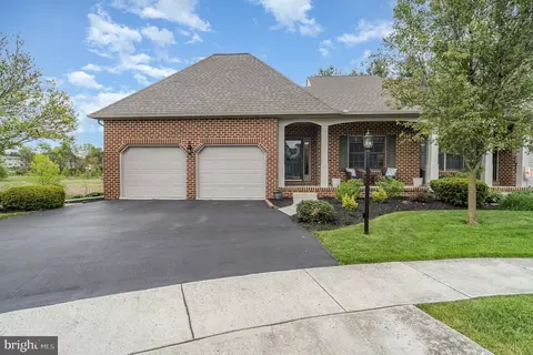 12 Beilman Ct, Mechanicsburg, PA 17055