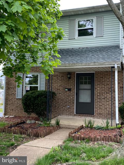 36 Trine Ave, Mount Holly Springs, PA 17065