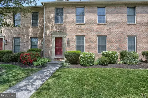 1485 Olde Oak Ct, Mechanicsburg, PA 17050