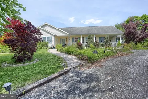 301 Shed Rd, Newville, PA 17241