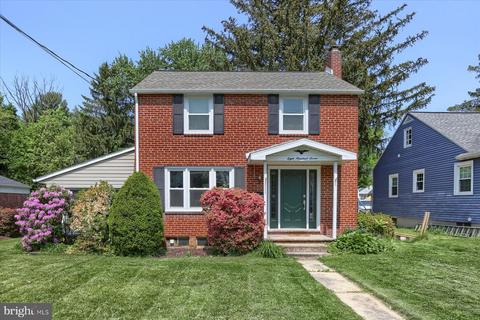 807 2nd St, New Cumberland, PA 17070