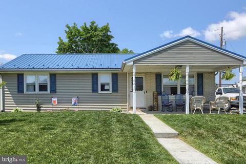 3 Park Cir, Newville, PA 17241