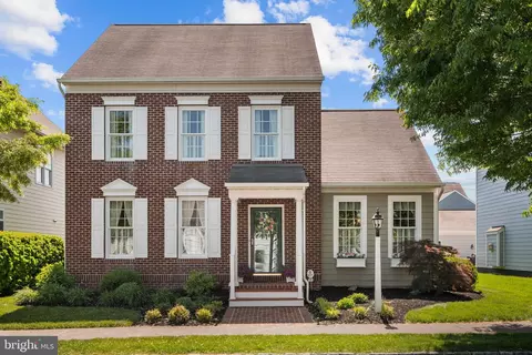 42 Summer Ln, Mechanicsburg, PA 17050