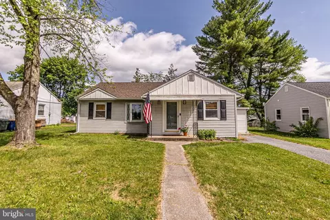 1316 Carlisle Rd, Camp Hill, PA 17011