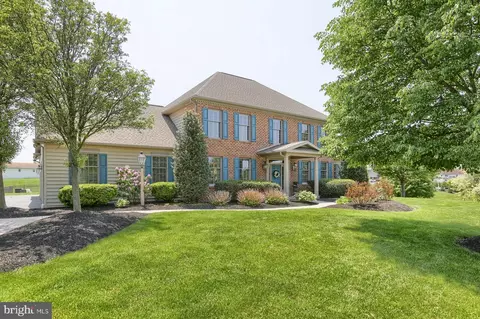 1 Winchester Ct, Mechanicsburg, PA 17050
