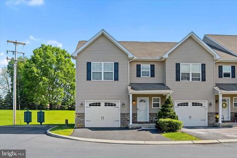 840 Spring Rock Ct, Mechanicsburg, PA 17055