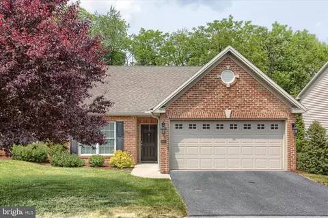 5145 Mendenhall Dr, Mechanicsburg, PA 17050