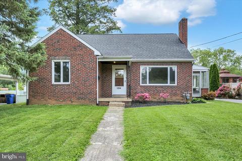 1354 Simpson Ferry Rd, New Cumberland, PA 17070